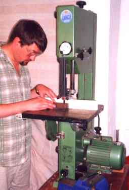 cutting exotic hardwood on the bandsaw